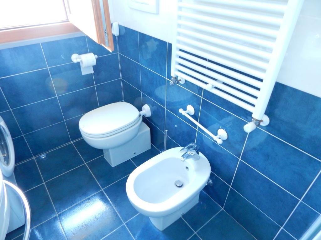 Residence La Perla Finale Ligure Zimmer foto
