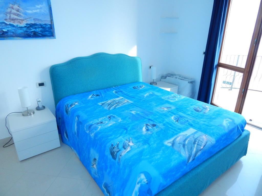 Residence La Perla Finale Ligure Zimmer foto