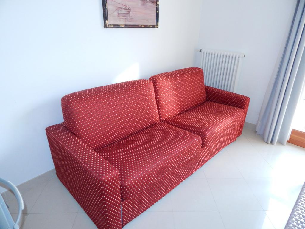 Residence La Perla Finale Ligure Zimmer foto
